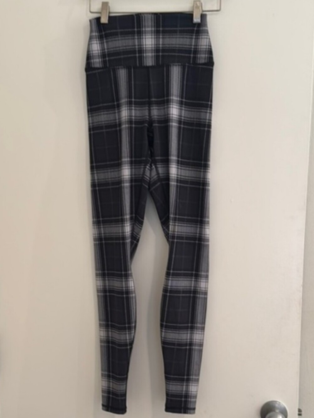 ALO Yoga High-Waist Vapor Legacy Plaid leggings Size M Full Length - Picture 3 of 8